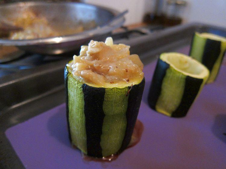 calabacines-rellenos-de-manzana-y-mozarella-10