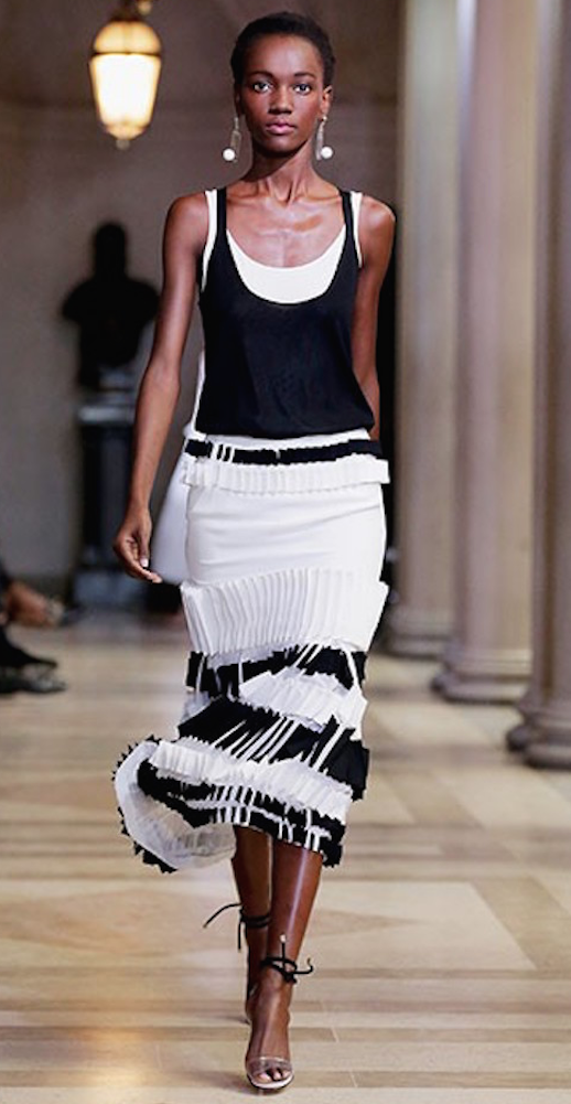 u-ropa blanco y negro