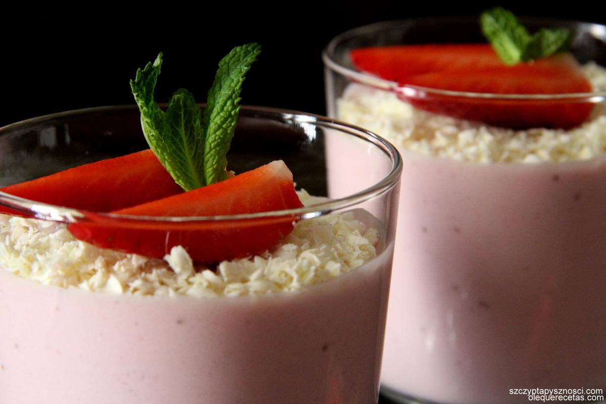 mousse de fresas