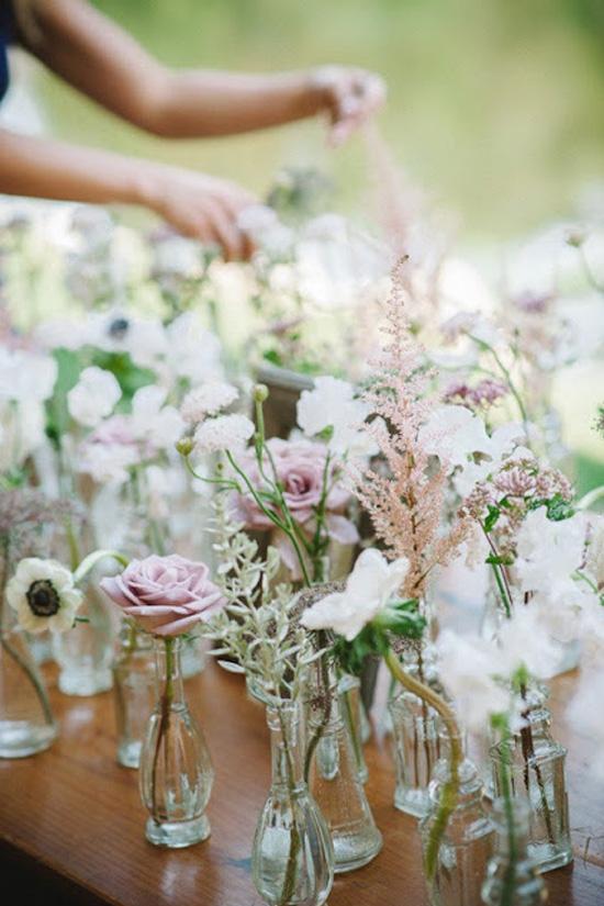 decoración de bodas rusticas flores en tarros