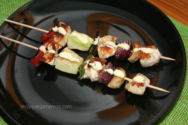 Brochetas-de-Verduras-y-Pollo