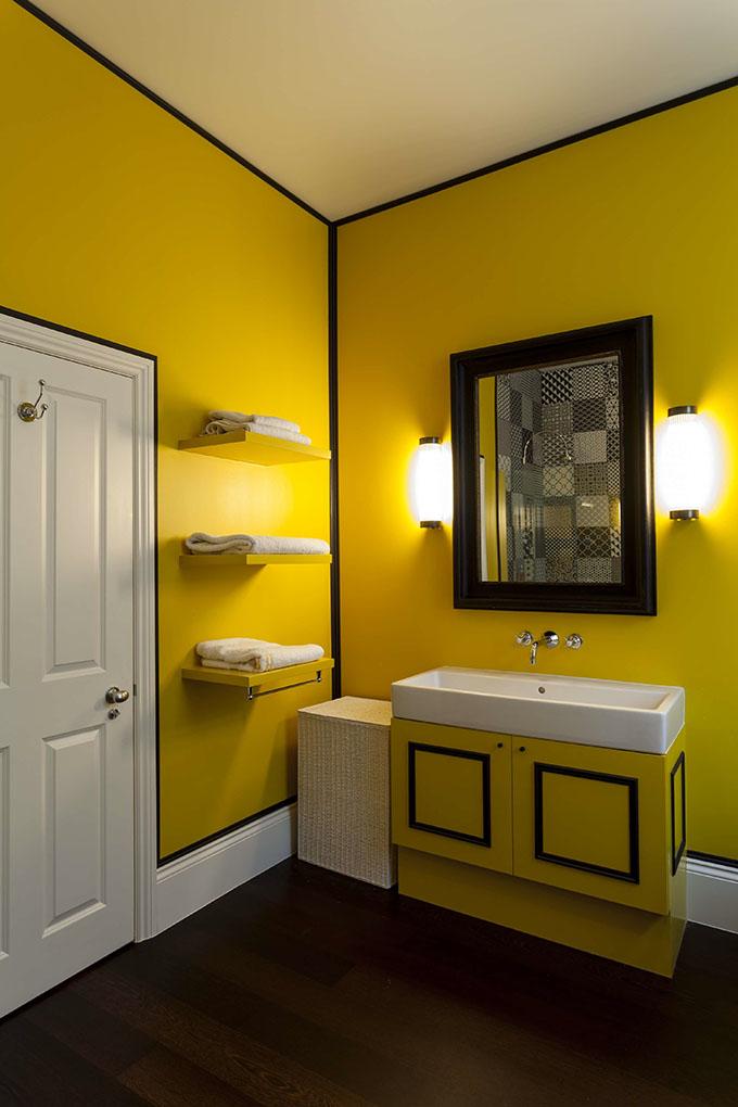 decoracion en amarillo bano alhambra home