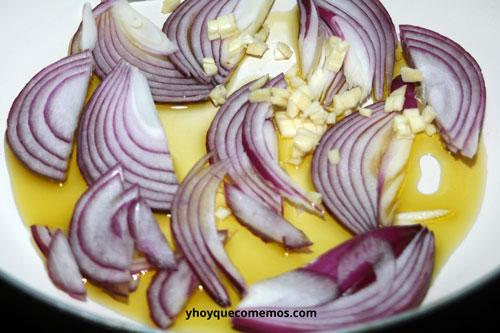 sofreir-cebolla-y-ajo