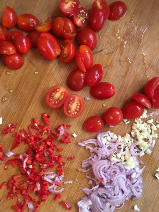 Tagliatelle con Tomatitos, rúcula, lima y jalapeños - Receta con pasta