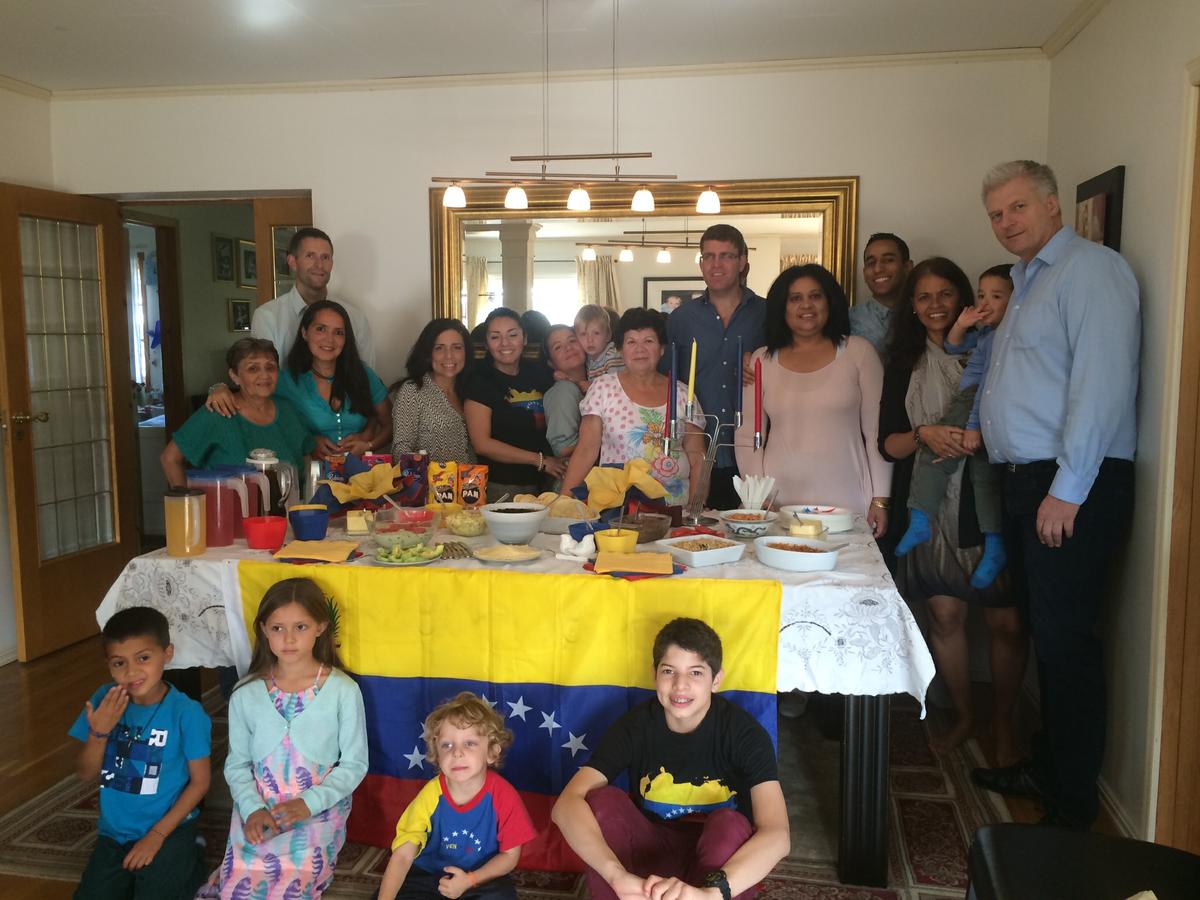 Los 12 mandamientos de los venezolanos