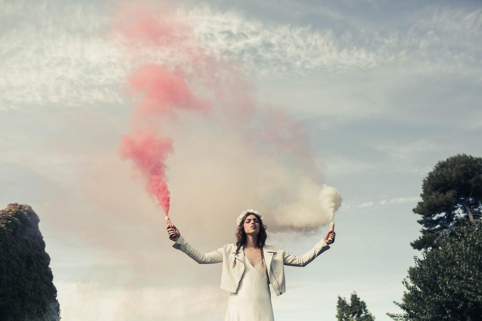 Una novia poco convencional en All Lovely Party