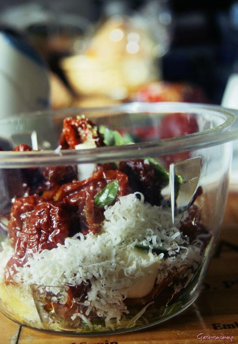 Pesto rojo o siciliano