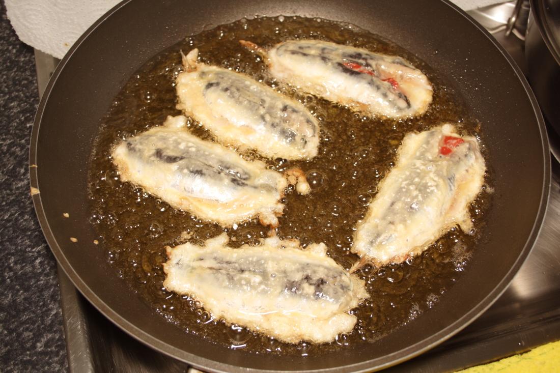 BOQUERONES CON SORPRESA 5