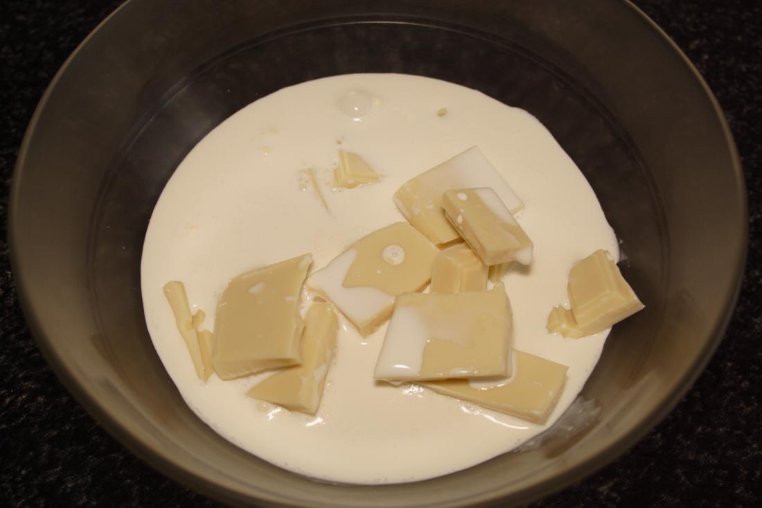 TARTA DE FRESAS Y CHOCOLATE BLANCO 7