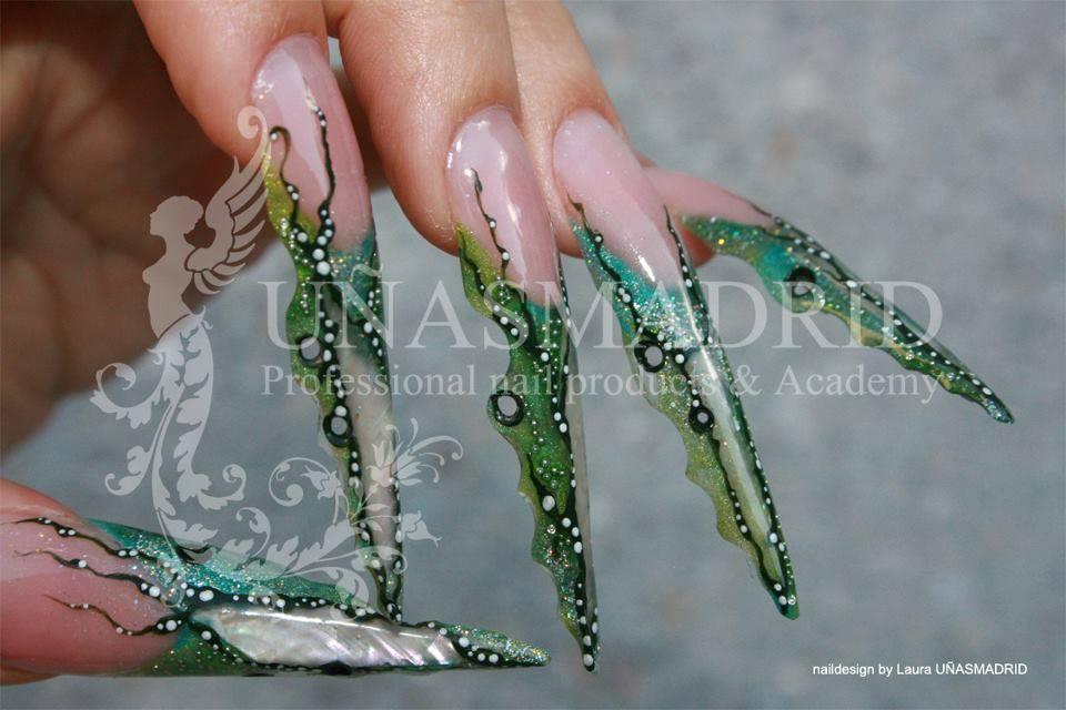 1013737_664113363631434_837583467_n