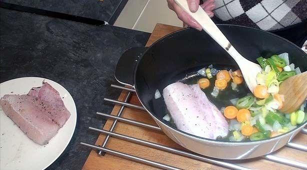 Merluza con Verduras en Cocotte28