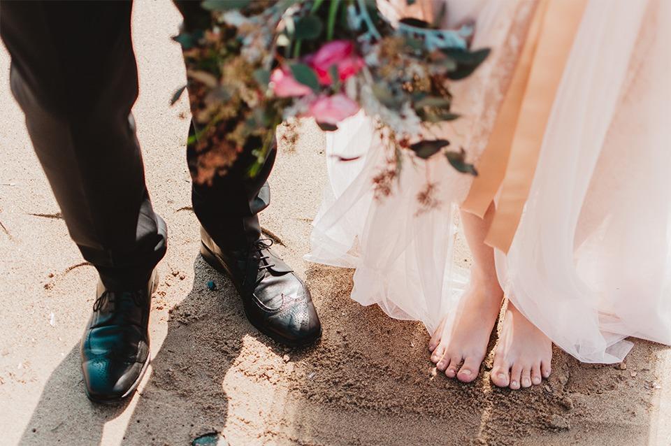 Beach Wdding, una sesion de inspiracion en All Lovely Party