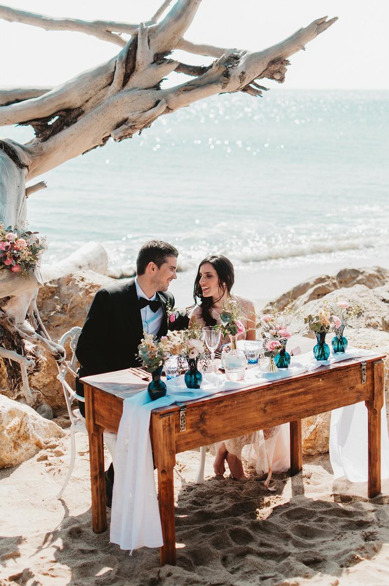 Beach Wdding, una sesion de inspiracion en All Lovely Party