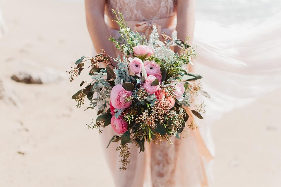 Beach Wdding, una sesion de inspiracion en All Lovely Party