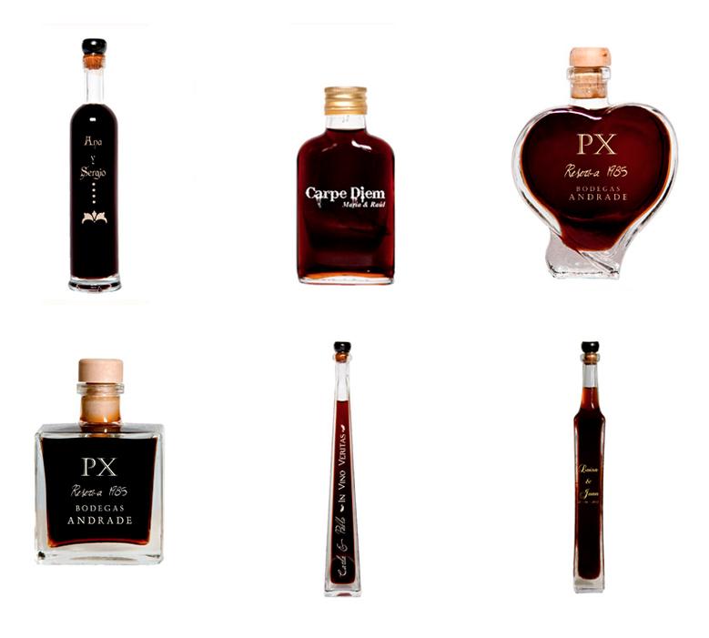 Botellitas de vino Bodegas Andrade. Un diseño especial en cristal macizo para regalar a tus invitados de boda. Mini botellas de vino con más de 10 estilos diferentes y totalmente personalizados.