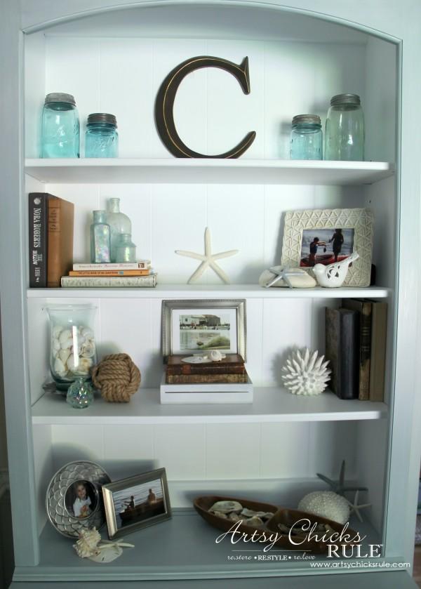 estantería temática