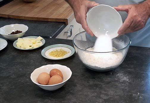 Brioches rellenos de Crema14