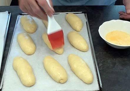 Brioches rellenos de Crema62