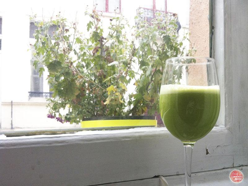 zumo_brocoli_manzana