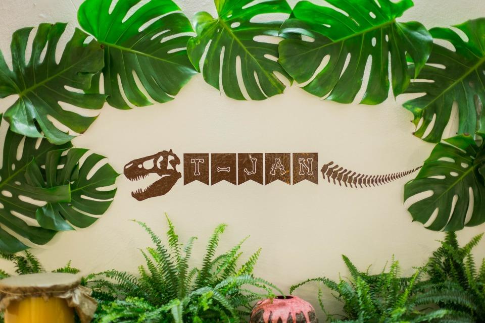 Una fiesta de dinosaurios en All Lovely Party