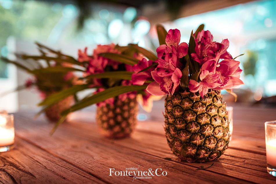 DECORACIÓN TROPICAL PARA BODAS