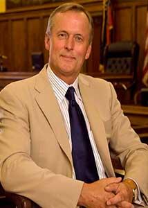 escritores-millonarios-John-Grisham