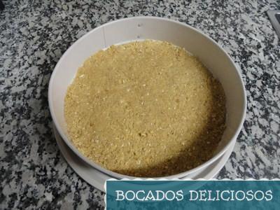 extender masa en el molde