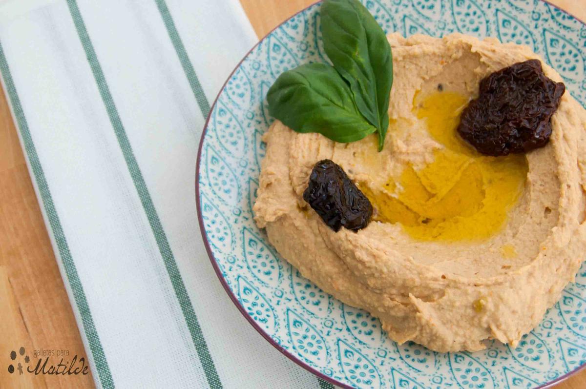 Hummus de tomates secos