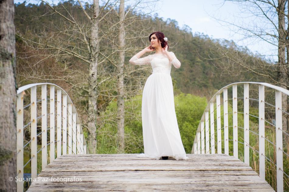 Vestidos de Novia de la diseñadora gallega Eva-Outeiral. Por Susana Paz. Fotógrafos de Boda en Galicia.