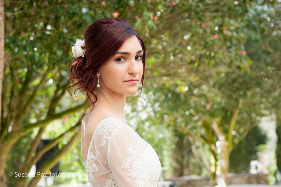 Vestidos de Novia de la diseñadora gallega Eva-Outeiral. Por Susana Paz. Fotógrafos de Boda en Galicia.