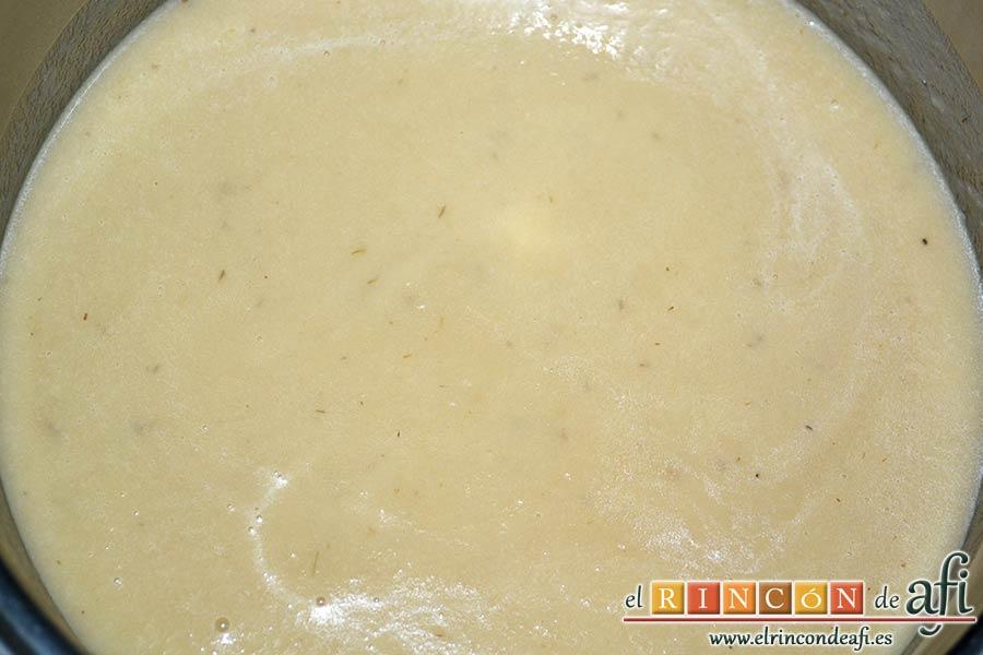 Crema de cebolla con cerveza, calentarla