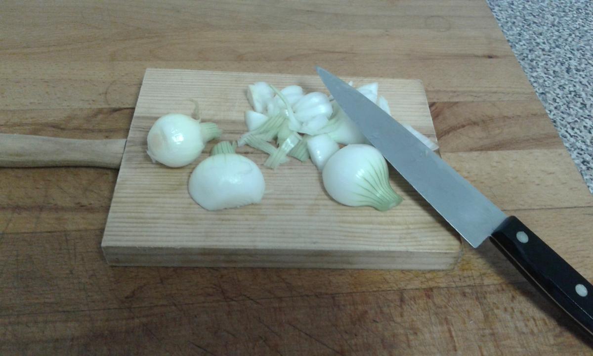 Cebollas tiernas para habas fritas