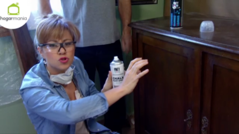 Mueble efecto tiza con spray Pintyplus en Decogarden chalk paint