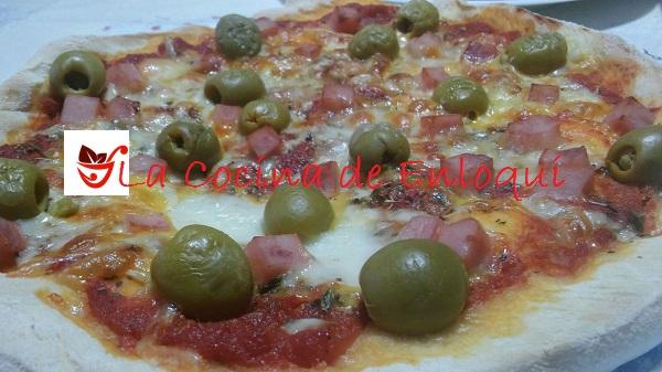 pizza jamón y queso