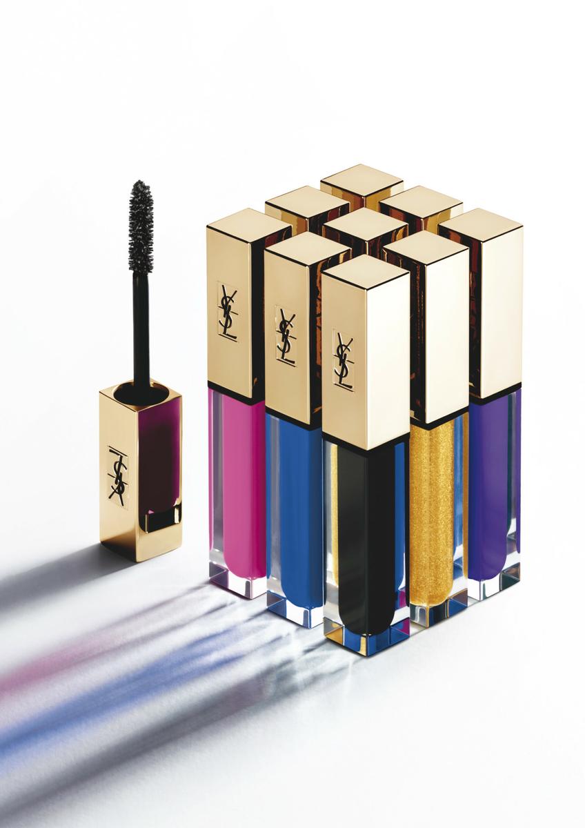 Cara Delevingne mascaras pestañas ysl
