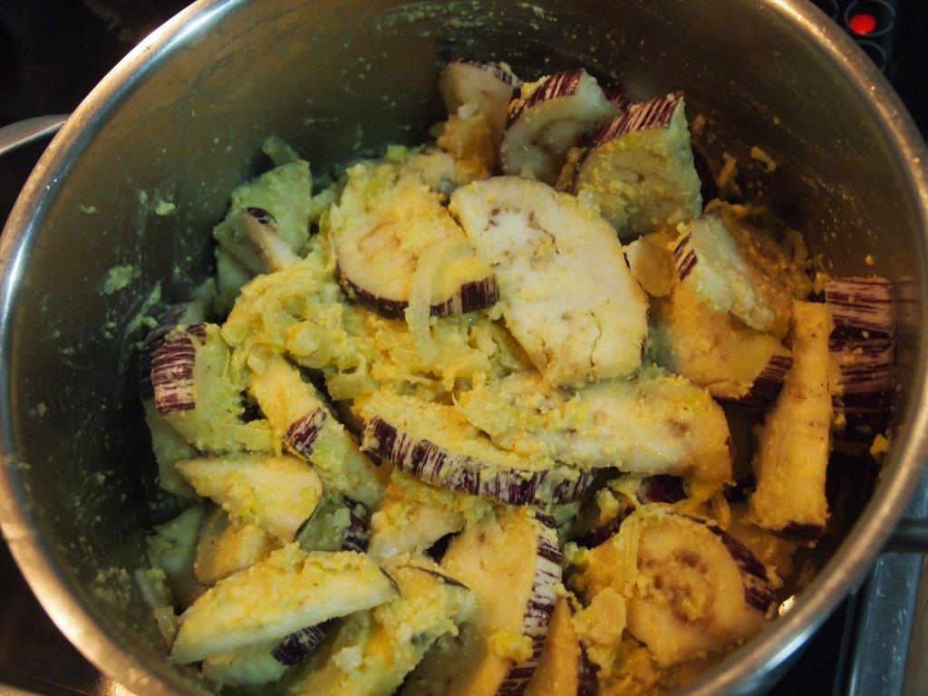 Crema de berenjenas y almendras