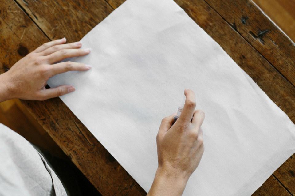 Cómo teñir tejidos en All Lovely Party