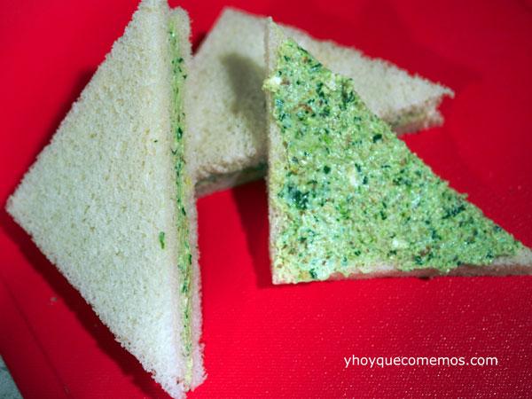 Sandwich-de-canónigos,-nueces-y-queso