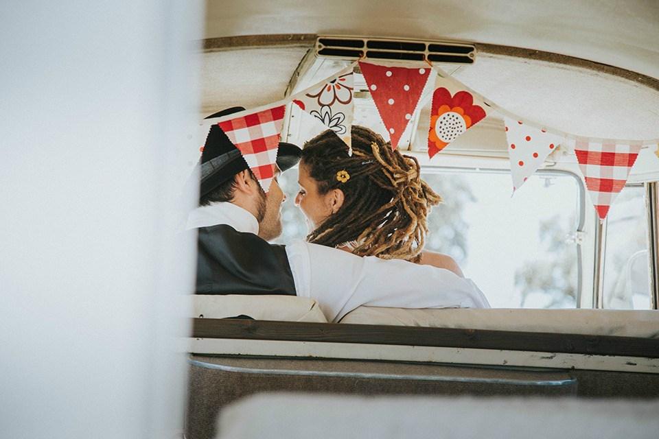 Una boda hippie de Lidia y Andres en All Lovely Party