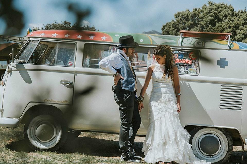 Una boda hippie de Lidia y Andres en All Lovely Party