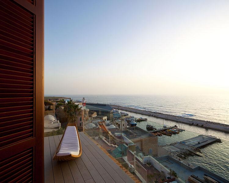 HomeLifeStyle-Magazine-Pitsou-Kedem-Architect-exterior