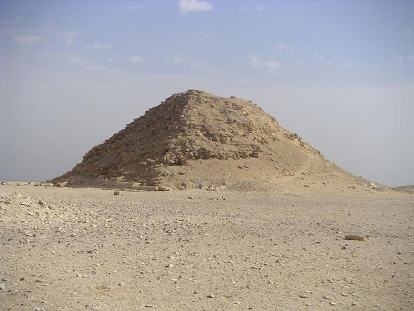 Piramide-Acodada-Satelite