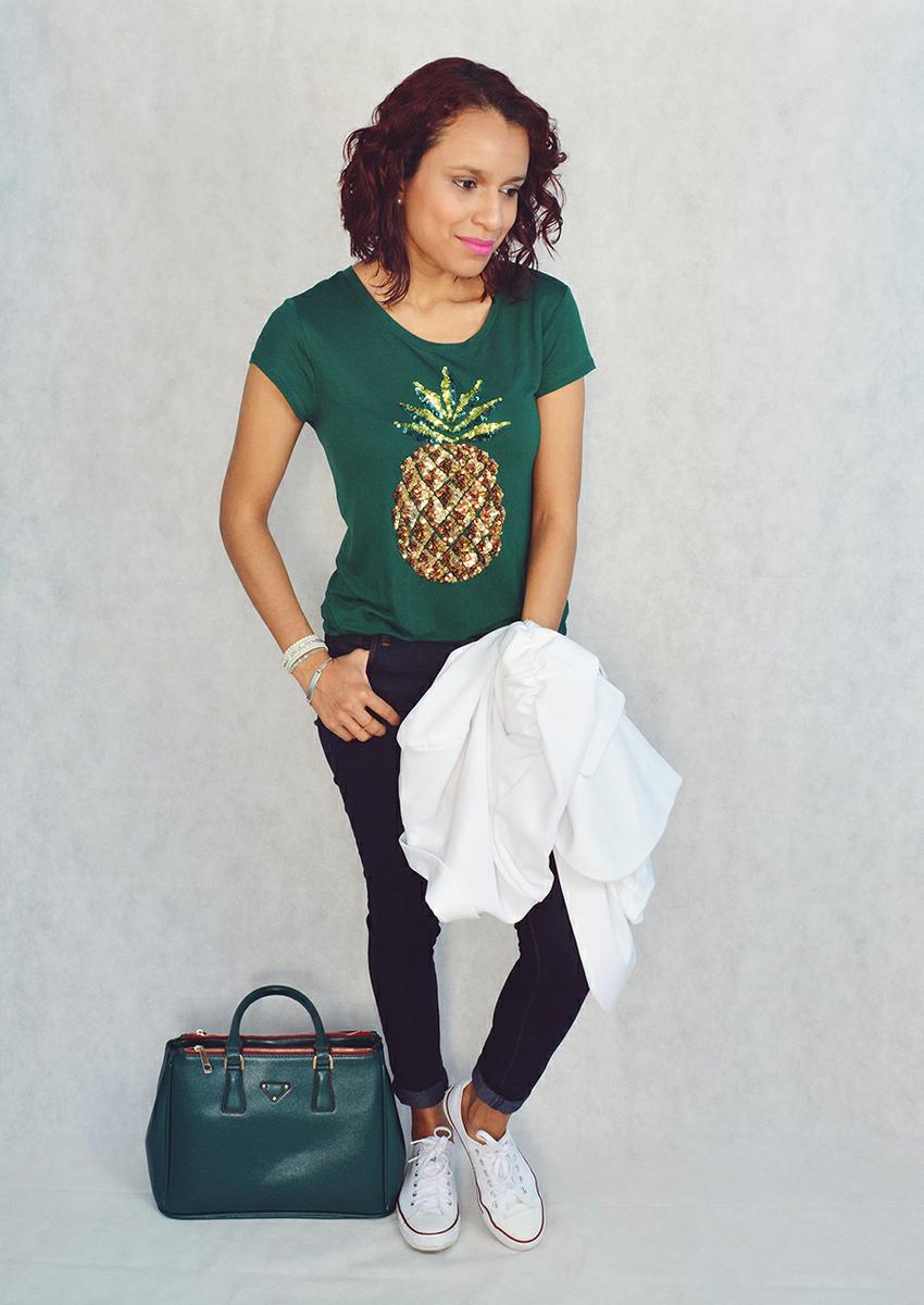 Look casual con camiseta estampada 7