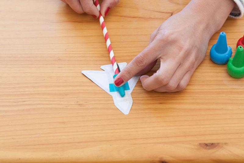 Constuimos una nave espacial voladora.