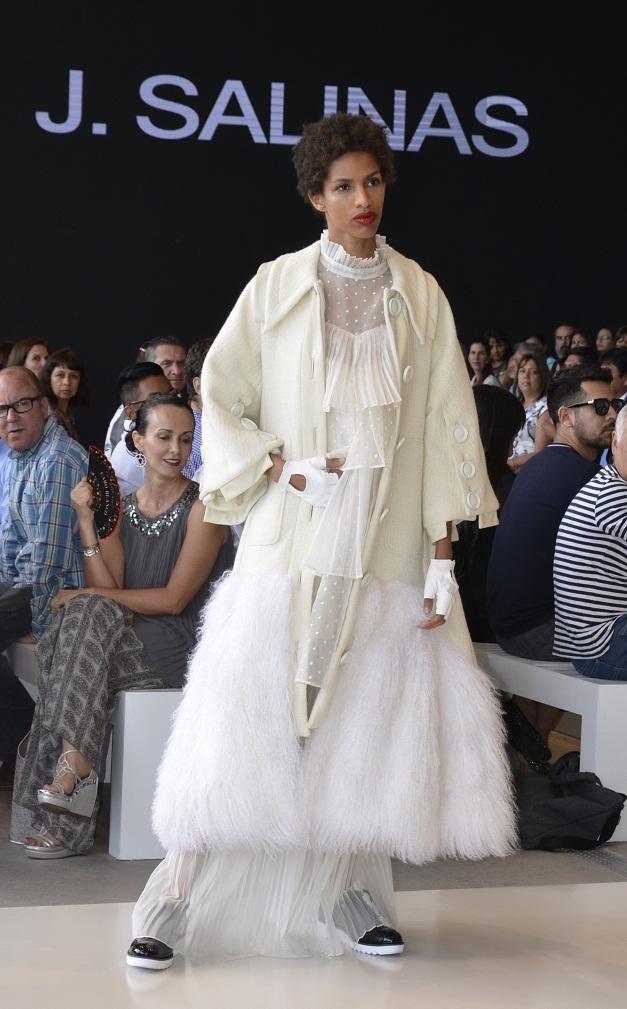 PERUMODA_Perú Textiles_JSalinas_Jorge Luis Salinas_blog Fashion Everywhere por Ana López_www.fashioneverywhere (13)