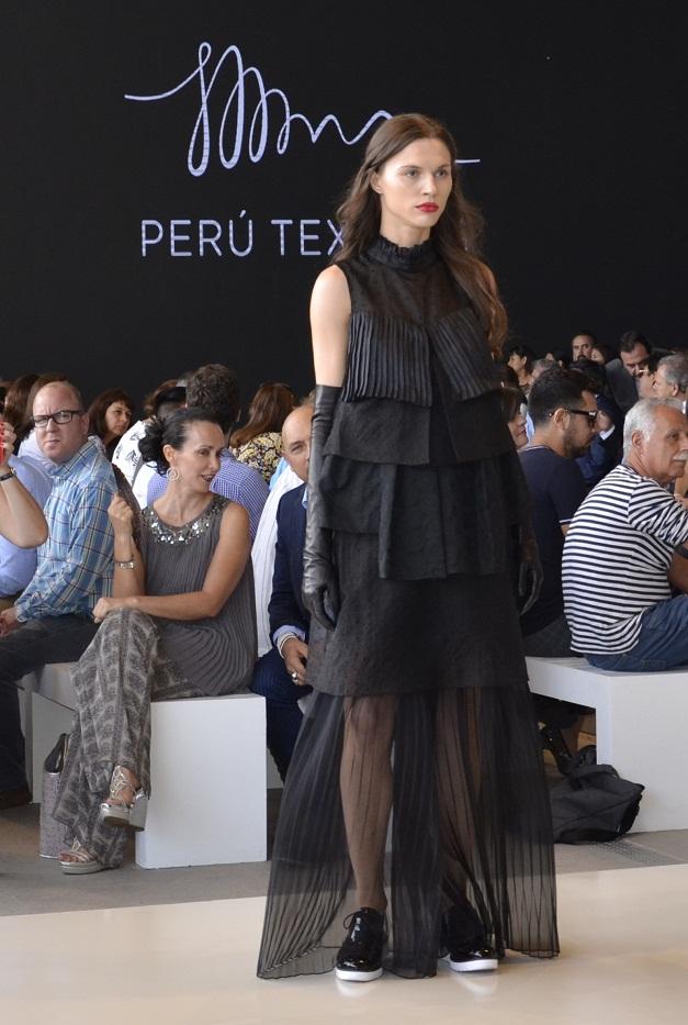 PERUMODA_Perú Textiles_JSalinas_Jorge Luis Salinas_blog Fashion Everywhere por Ana López_www.fashioneverywhere (2)