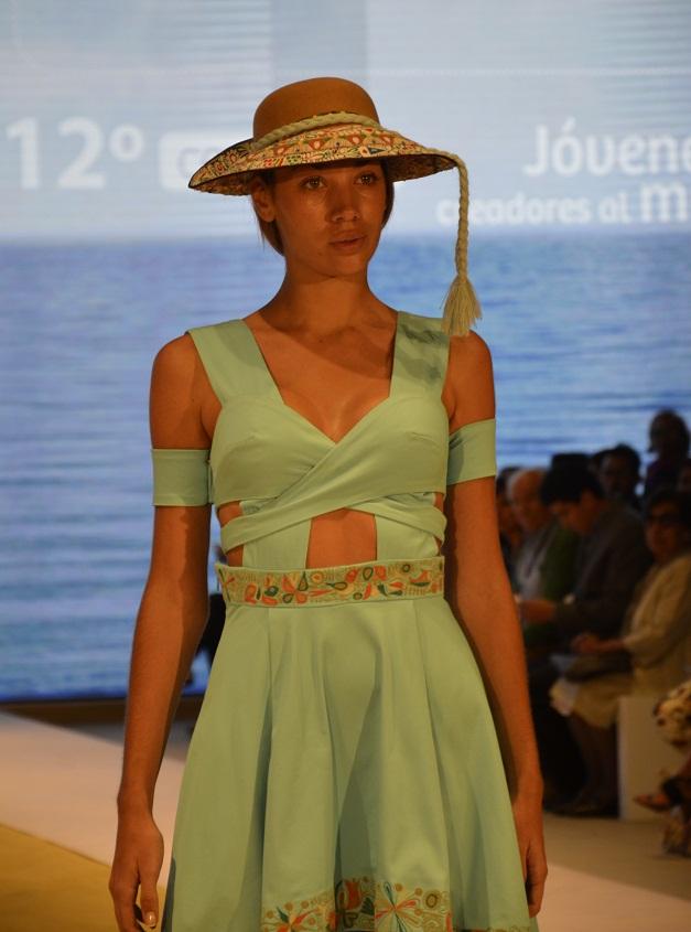 Carmen Albañil III_PERUMODA 2016_Concurso Jóvenes Creadores al Mundo_blog Fashion Everywhere por Ana López_www.fashioneverywhere (2)