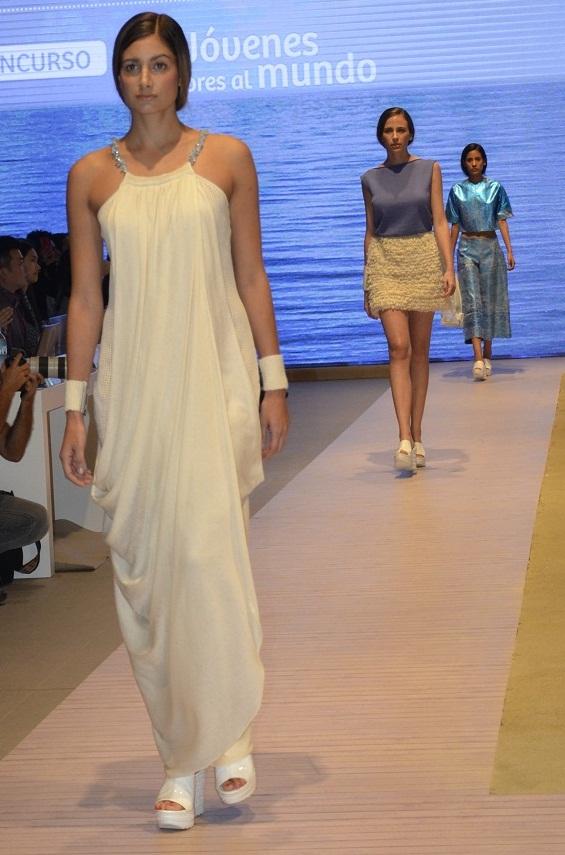 Angela Claros_PERUMODA 2016_Concurso Jóvenes Creadores al Mundo_blog Fashion Everywhere por Ana López_www.fashioneverywhere.pe_1