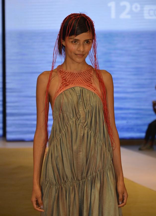 Vania Tafur I_PERUMODA 2016_Concurso Jóvenes Creadores al Mundo_blog Fashion Everywhere por Ana López_www.fashioneverywhere (1)