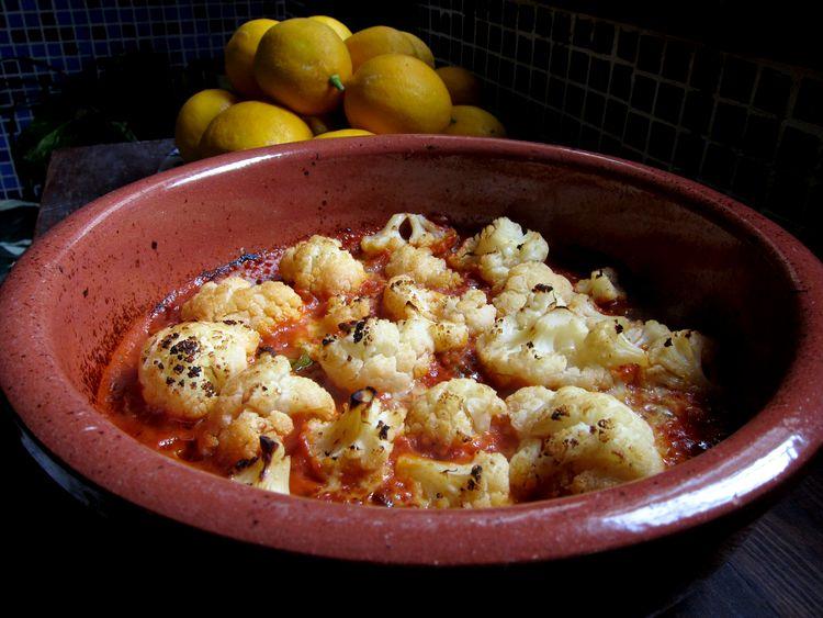 coliflor-gratinada-con-salsa-de-tomate-10